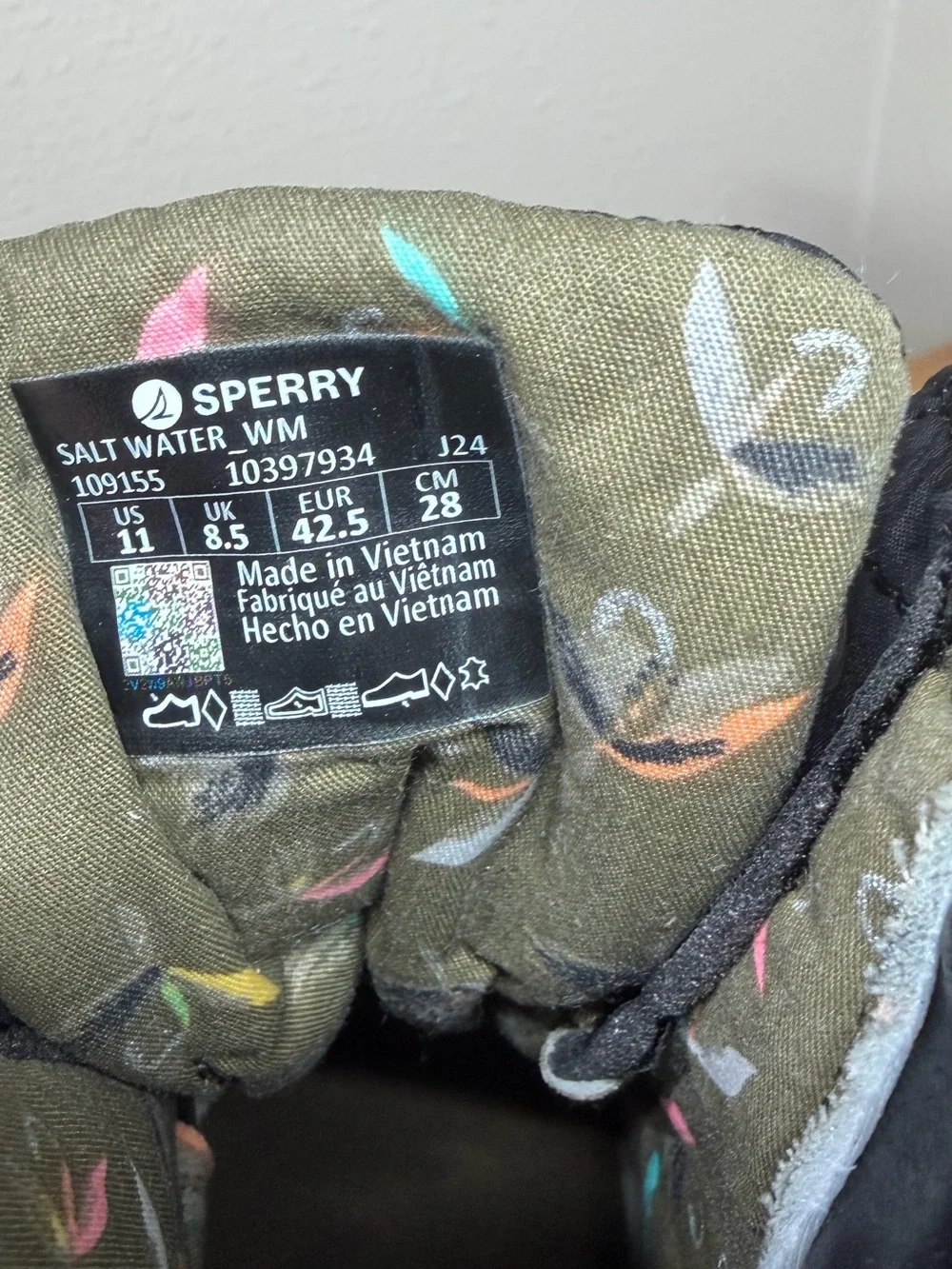 Sperry new box